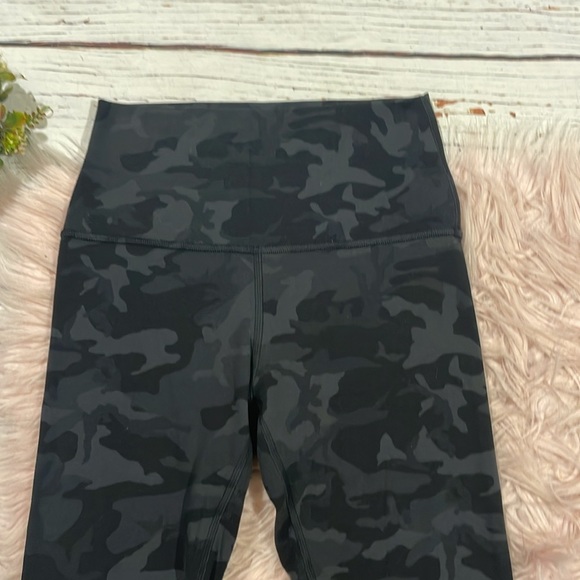 Lululemon Align Crop 21" Incognito Camo Multi Grey Nulu Leggings - Picture 8 of 11